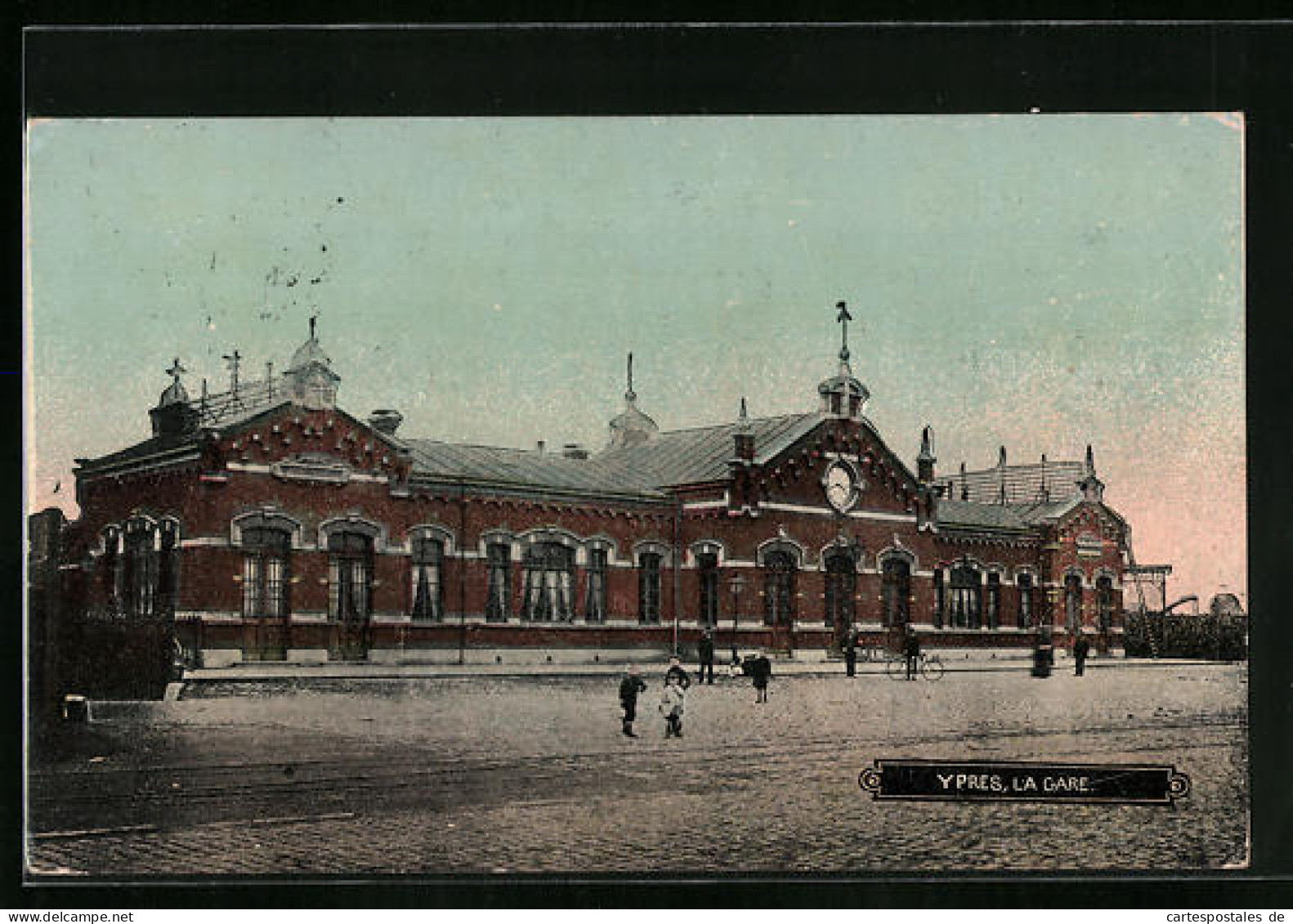 AK Ypres, La Gare, Bahnhof  - Other & Unclassified