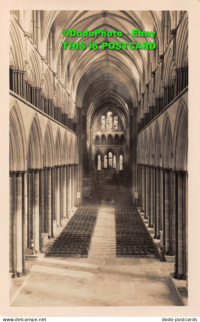 R452040 Salisbury Cathedral. Postcard - Welt