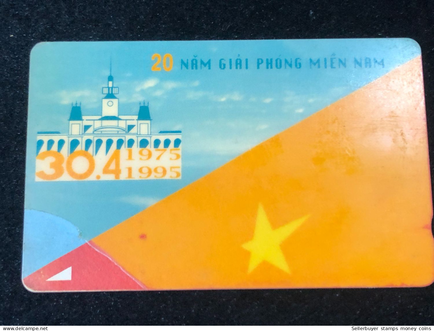 Card Phonekad Vietnam( Liberation Day 30 000dong-1995)-1pcs - Viêt-Nam