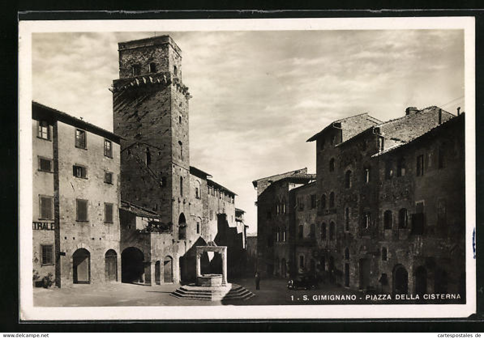 Cartolina S. Gimignano, Piazza Della Cisterna  - Sonstige & Ohne Zuordnung