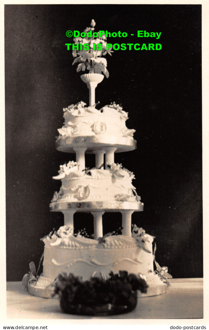 R452316 Big Cake. Kodak. Postcard - Monde