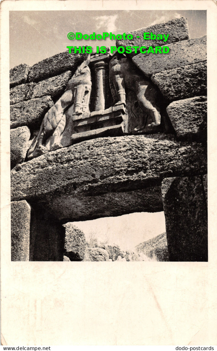 R452463 Mycenae. Lionesses Gate. Postcard - Wereld