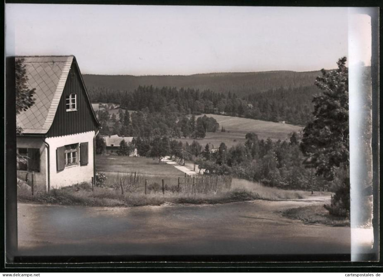 Fotografie Brück & Sohn Meissen, Ansicht Schellerhau I. Erzg., Partie An Einem Wohnhaus Im Ort  - Places