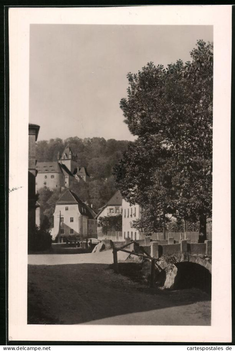 Fotografie Brück & Sohn Meissen, Ansicht Liebstadt I. Sa., Strassepartie Im Ort Mit Kleier Steinbrücke  - Places