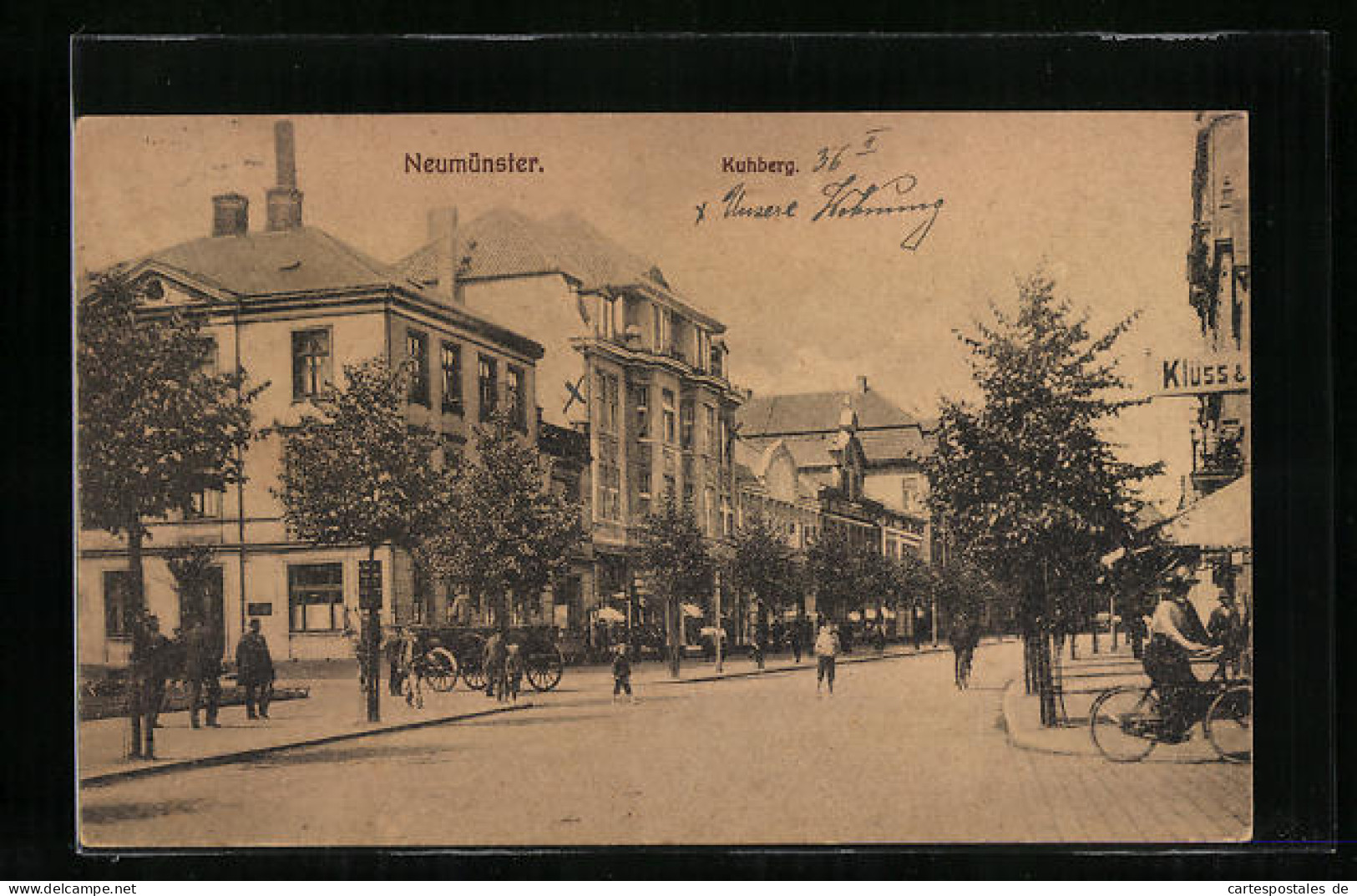 AK Neumünster, Passanten Auf Dem Kuhberg  - Neumuenster