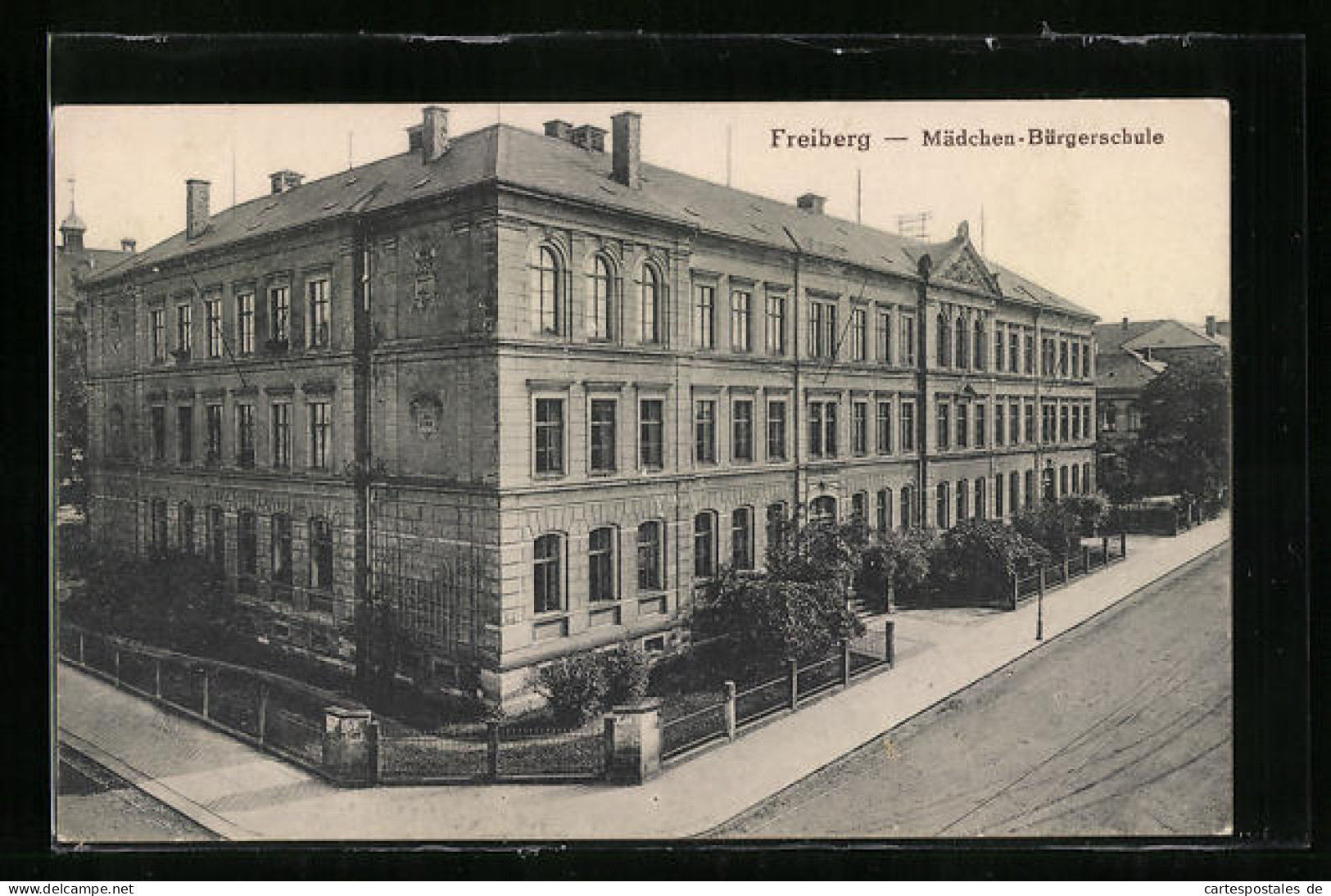 AK Freiberg, Strassenpartie An Der Mädchen-Bürgerschule  - Freiberg (Sachsen)