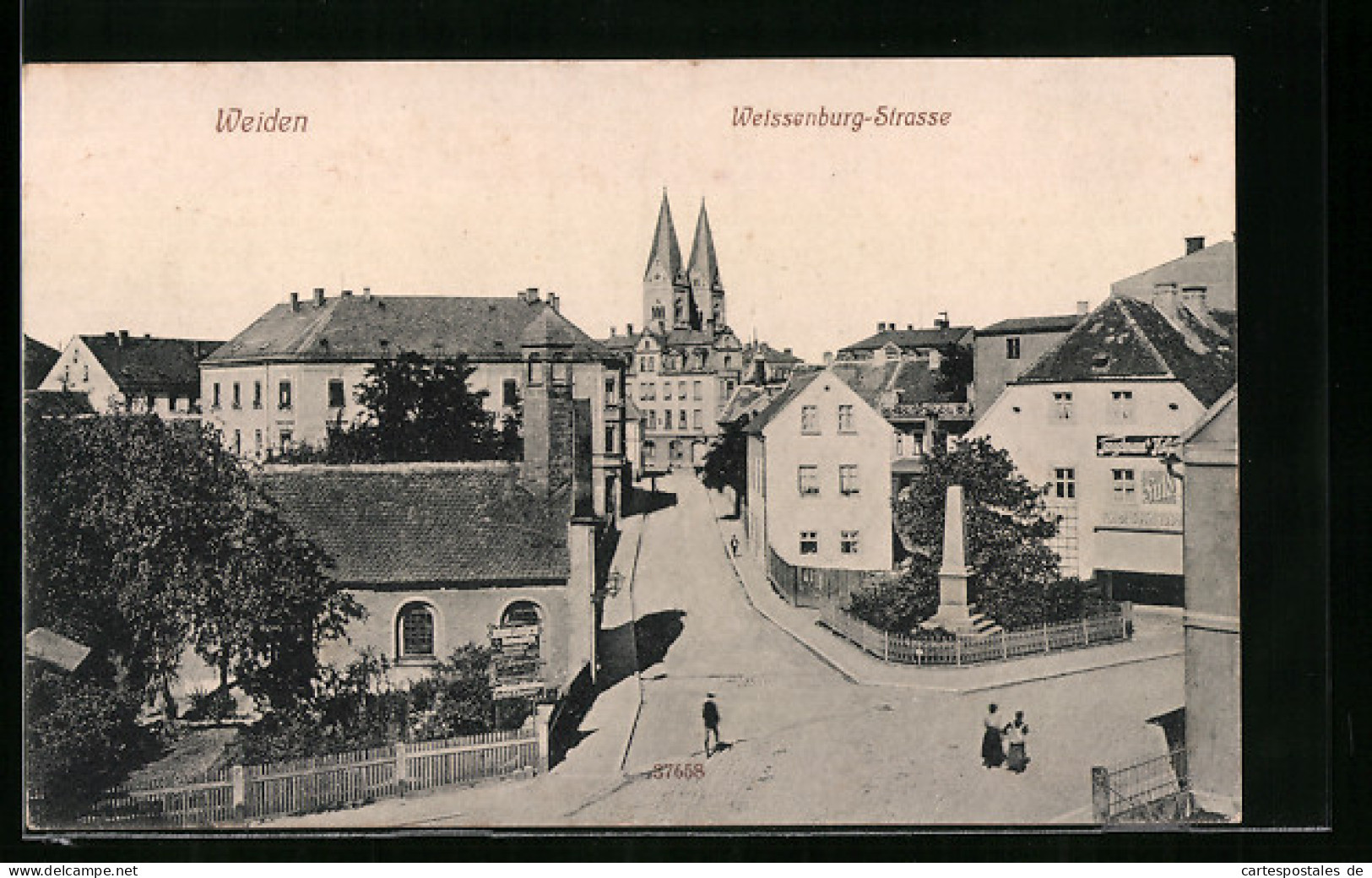 AK Weiden /Opf., Weissenburg-Strasse, Kirche  - Weissenburg