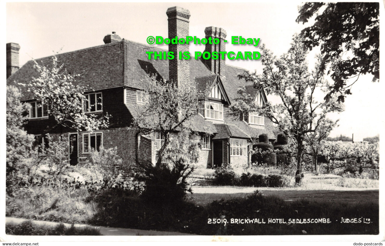 R453133 25019. Brickwall Hotel. Sedlescombe. Judges. 1960 - Welt