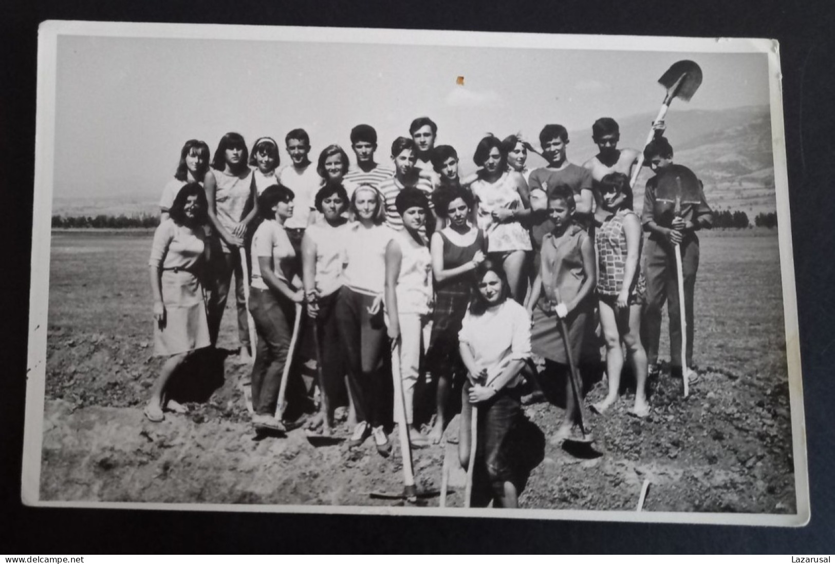 #21   Photo Noir Et Blanc Garçon Fille Photo D’école Photo De Groupe / Boy Girl School Photo Group Photo - Personnes Anonymes