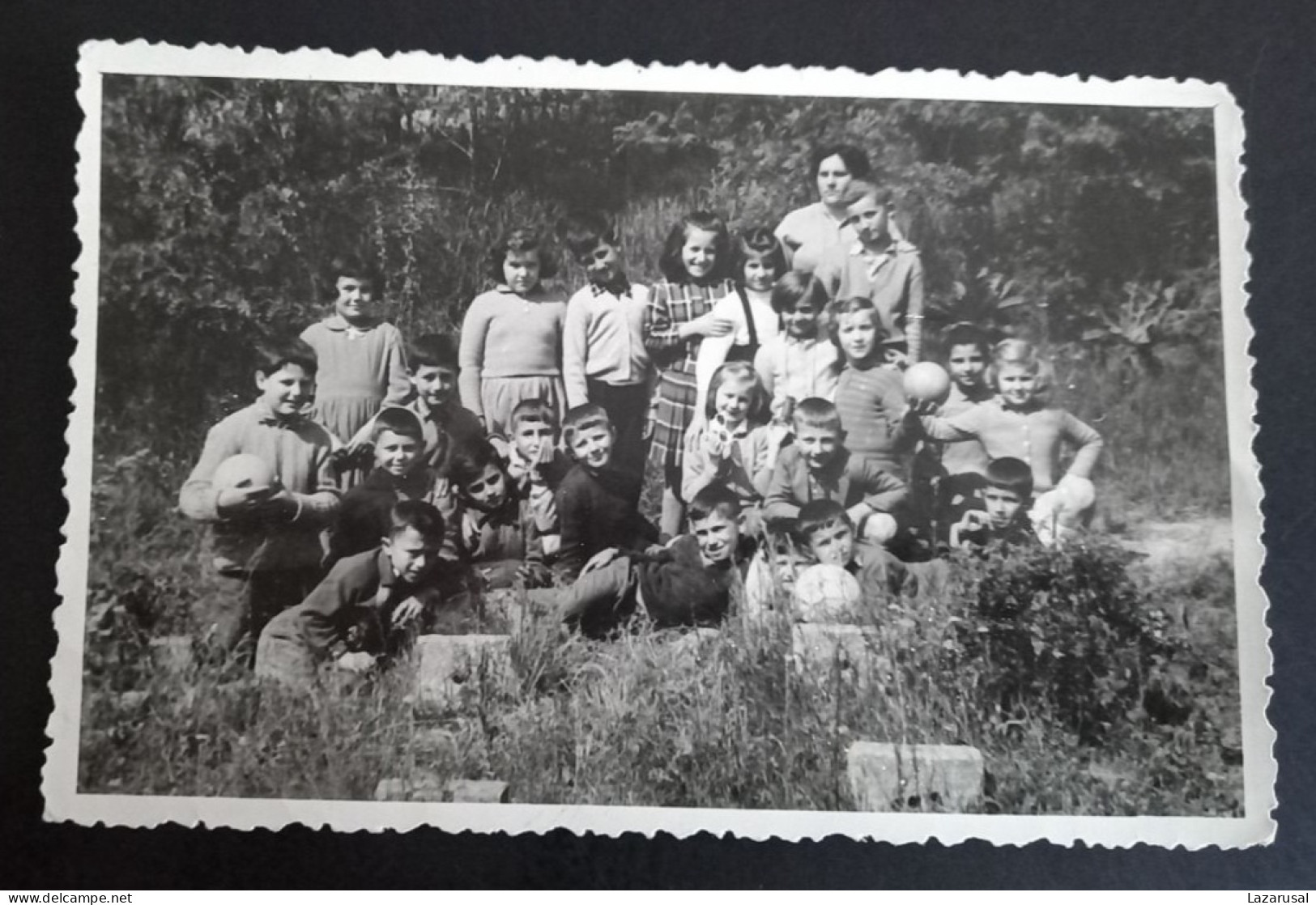 #21   Photo Noir Et Blanc Garçon Fille Photo D’école Photo De Groupe / Boy Girl School Photo Group Photo - Personnes Anonymes