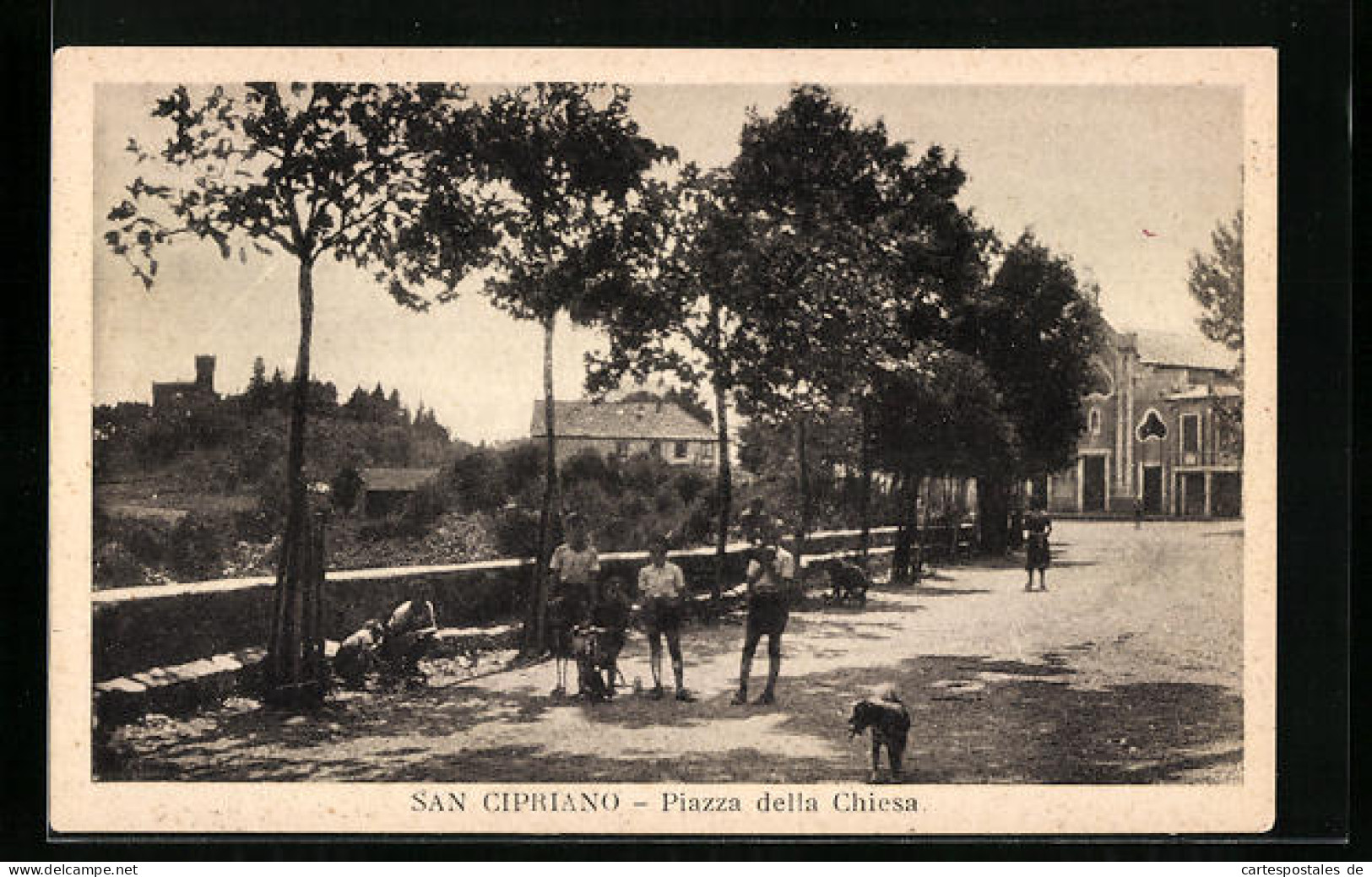 Cartolina San Cipriano, Piazza Della Chiesa  - Andere & Zonder Classificatie