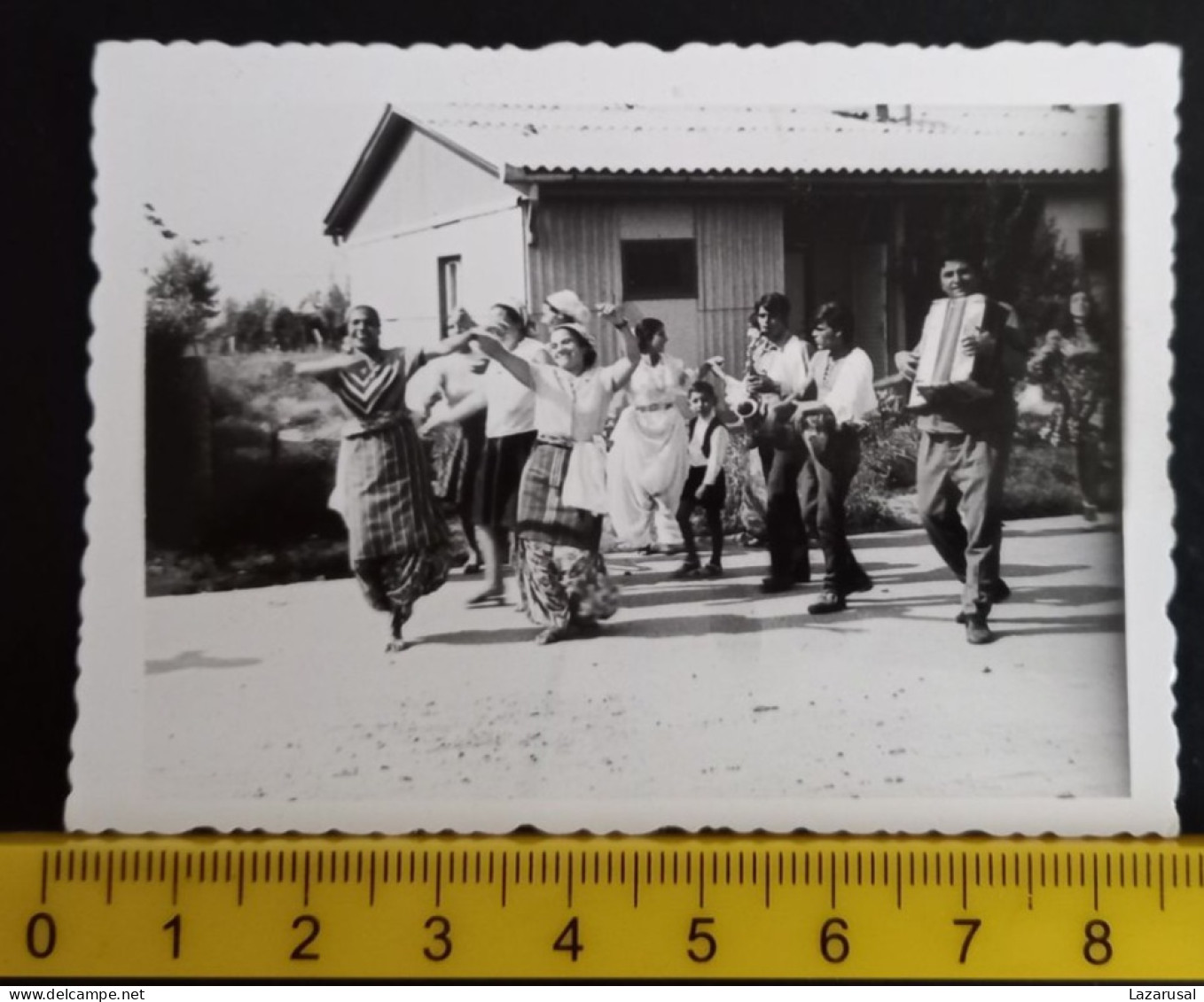 #21   Original Photo - WOMAN FEMME - GYPSY GITANO GIPSY TZIGANE - DANCING - Personnes Anonymes