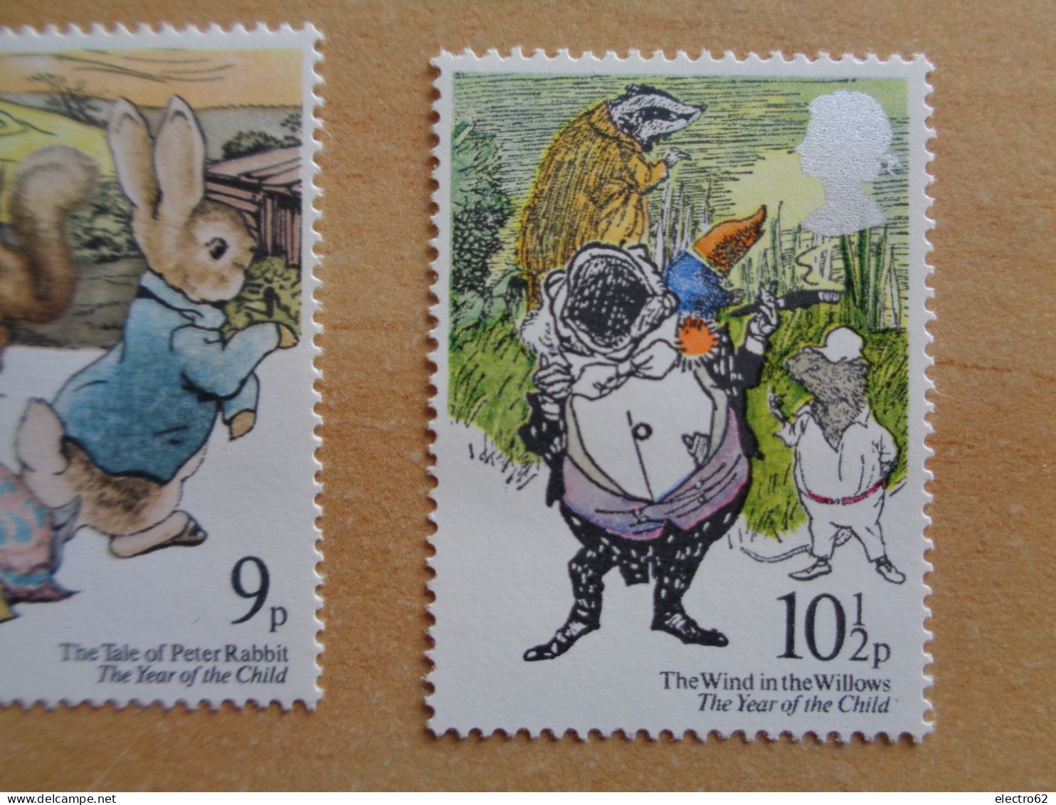 Grande Bretagne Great Britain Peter Rabbit Crapaud Toad Winnie Alice Child Children Bambino Kind Nino Neuf 1979 - Contes, Fables & Légendes