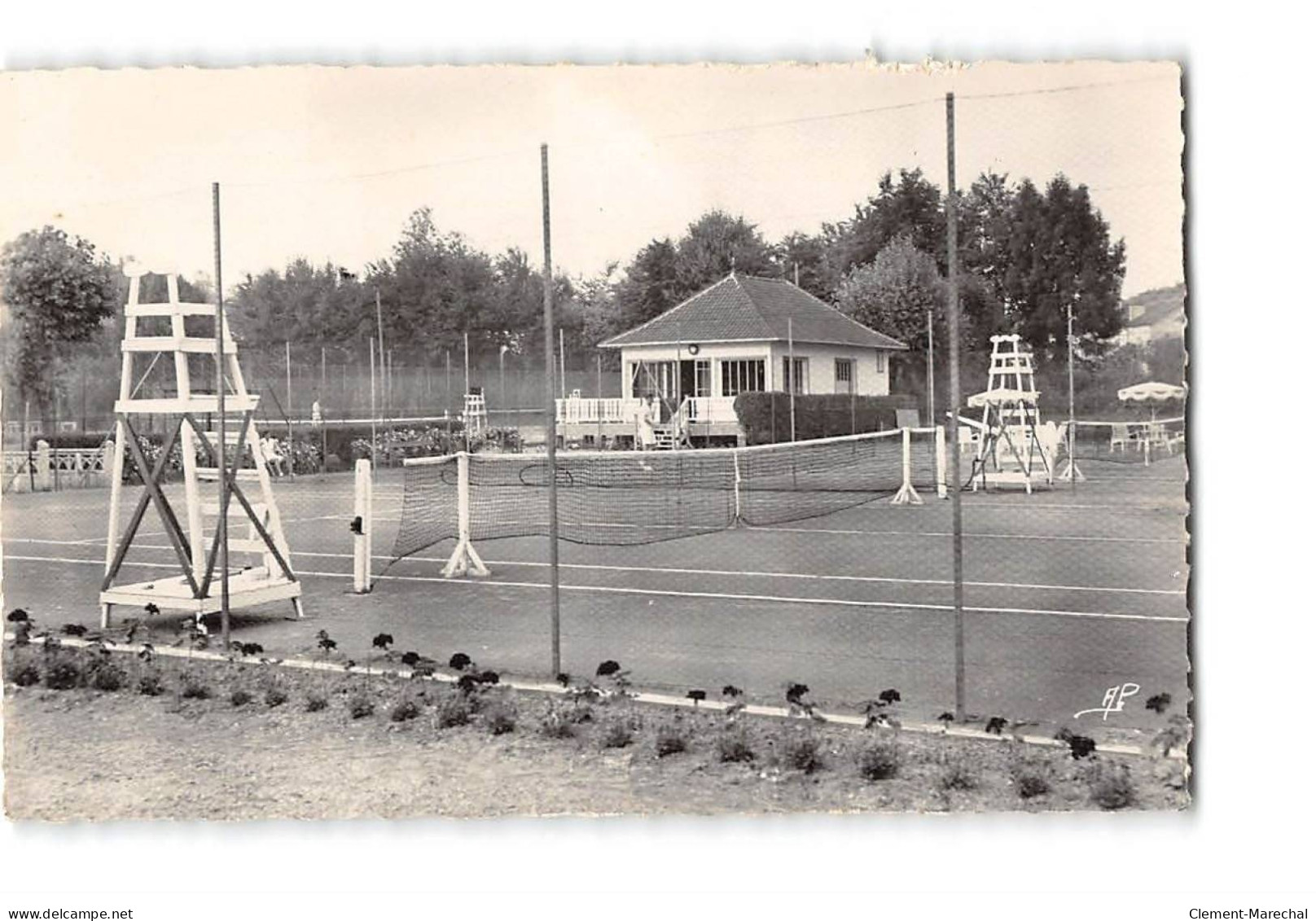 MEULAN - Le Tennis Club - Très Bon état - Meulan