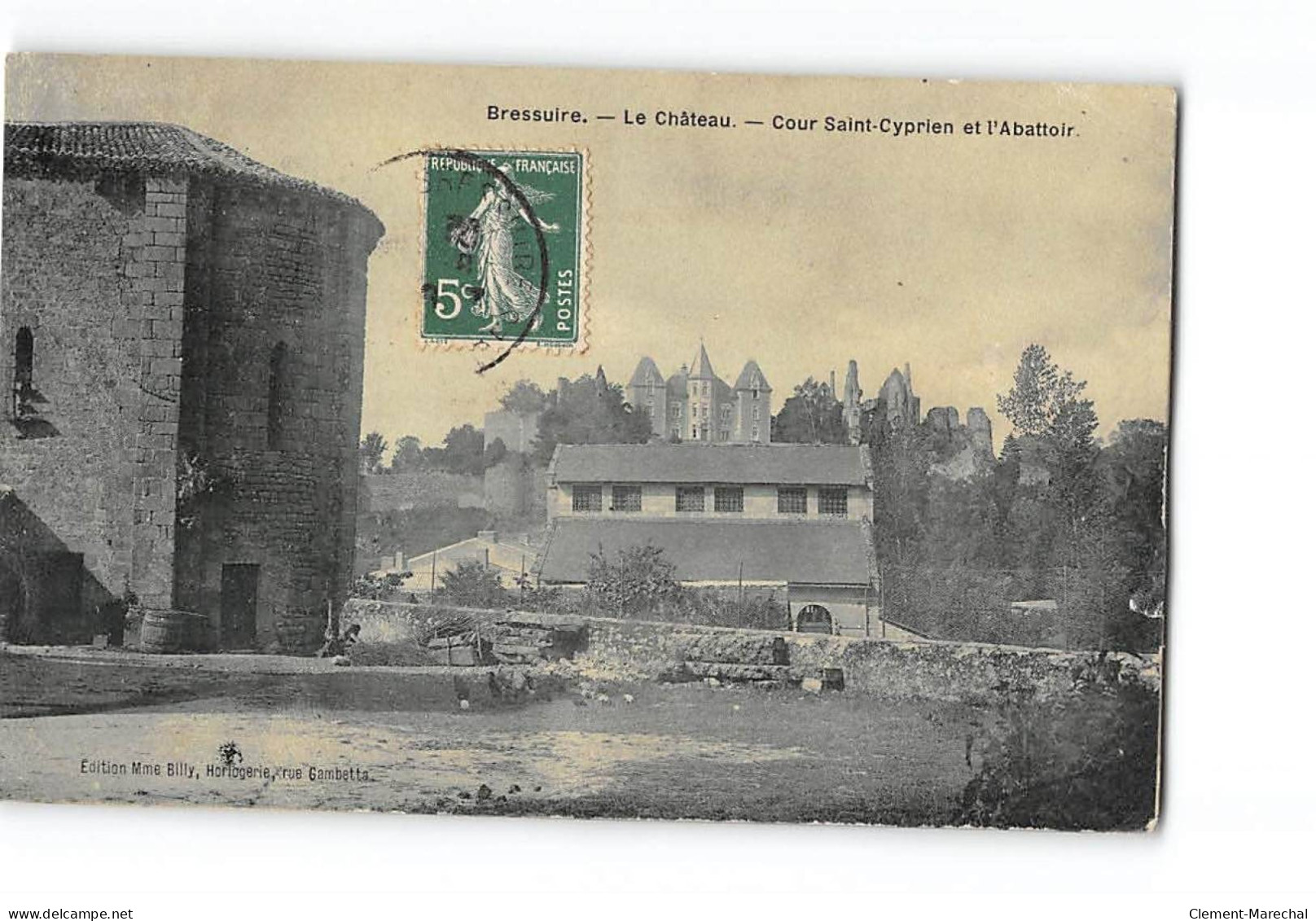 BRESSUIRE - Le Château - Cour Saint Cyprien Et L'Abattoir - état - Bressuire