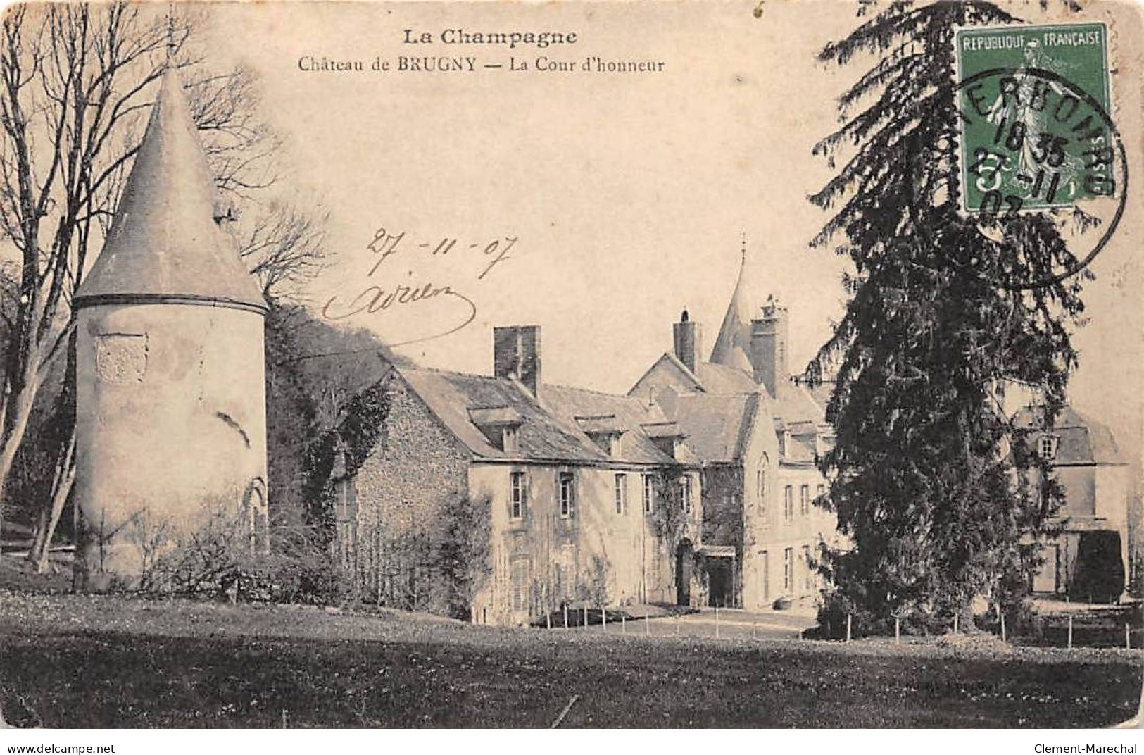 Château De BRUGNY - La Cour D'honneur - état - Sonstige & Ohne Zuordnung