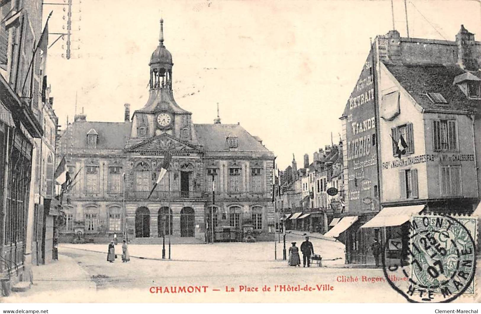 CHAUMONT - La Place De L'Hôtel De Ville - état - Chaumont