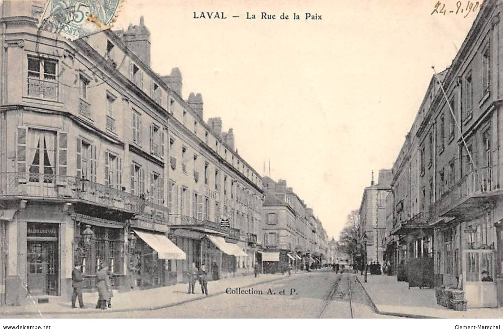 LAVAL - La Rue De La Paix - état - Laval