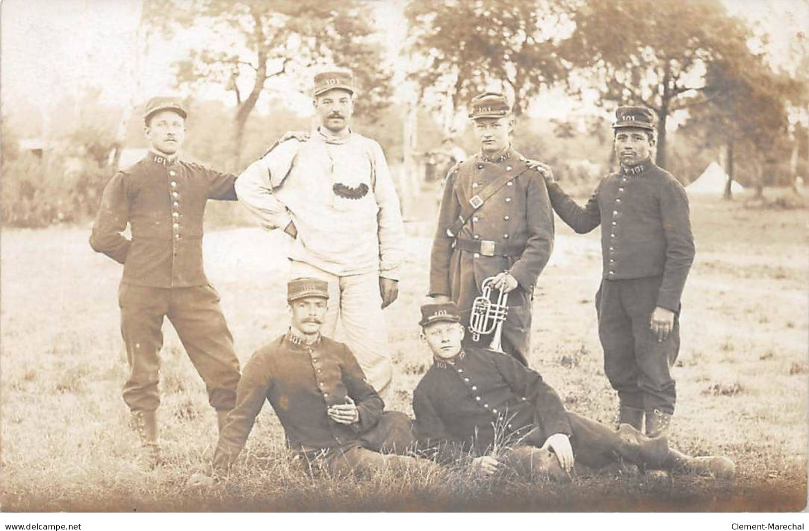 CAMP DE CHALONS - Soldats - Carte Photo - Photographe Létrange - Très Bon état - Camp De Châlons - Mourmelon