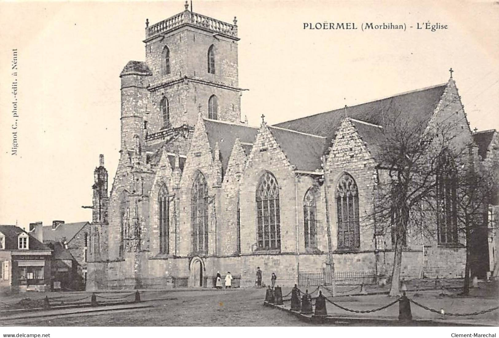 PLOERMEL - L'Eglise - Très Bon état - Ploërmel