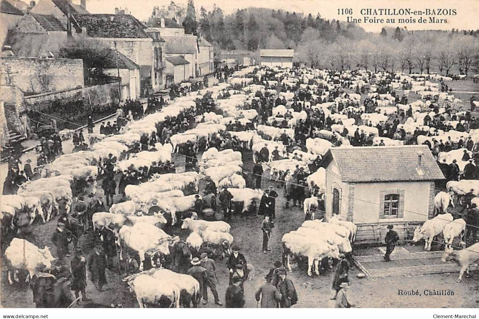 CHATILLON EN BAZOIS - Une Foire Au Mois De Mars - Très Bon état - Chatillon En Bazois