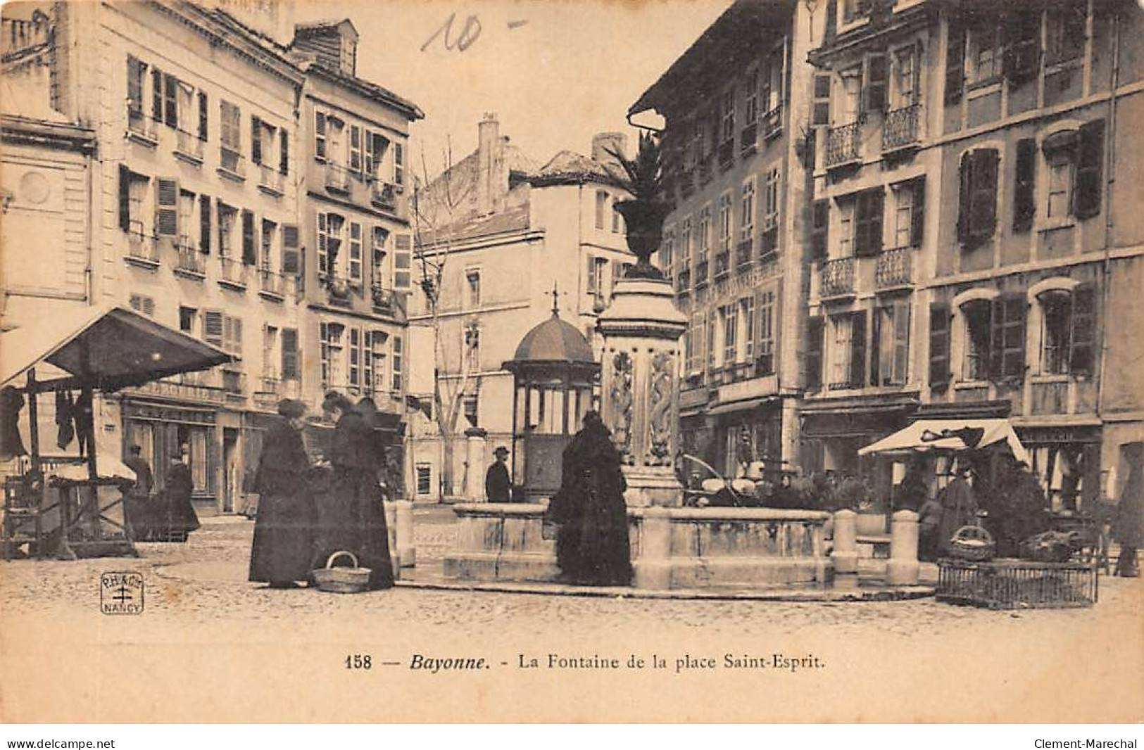 BAYONNE - La Fontaine De La Place Saint Esprit - Très Bon état - Bayonne