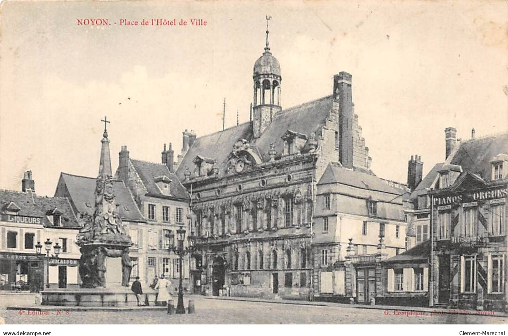 NOYON - Place De L'Hôtel De Ville - Très Bon état - Noyon