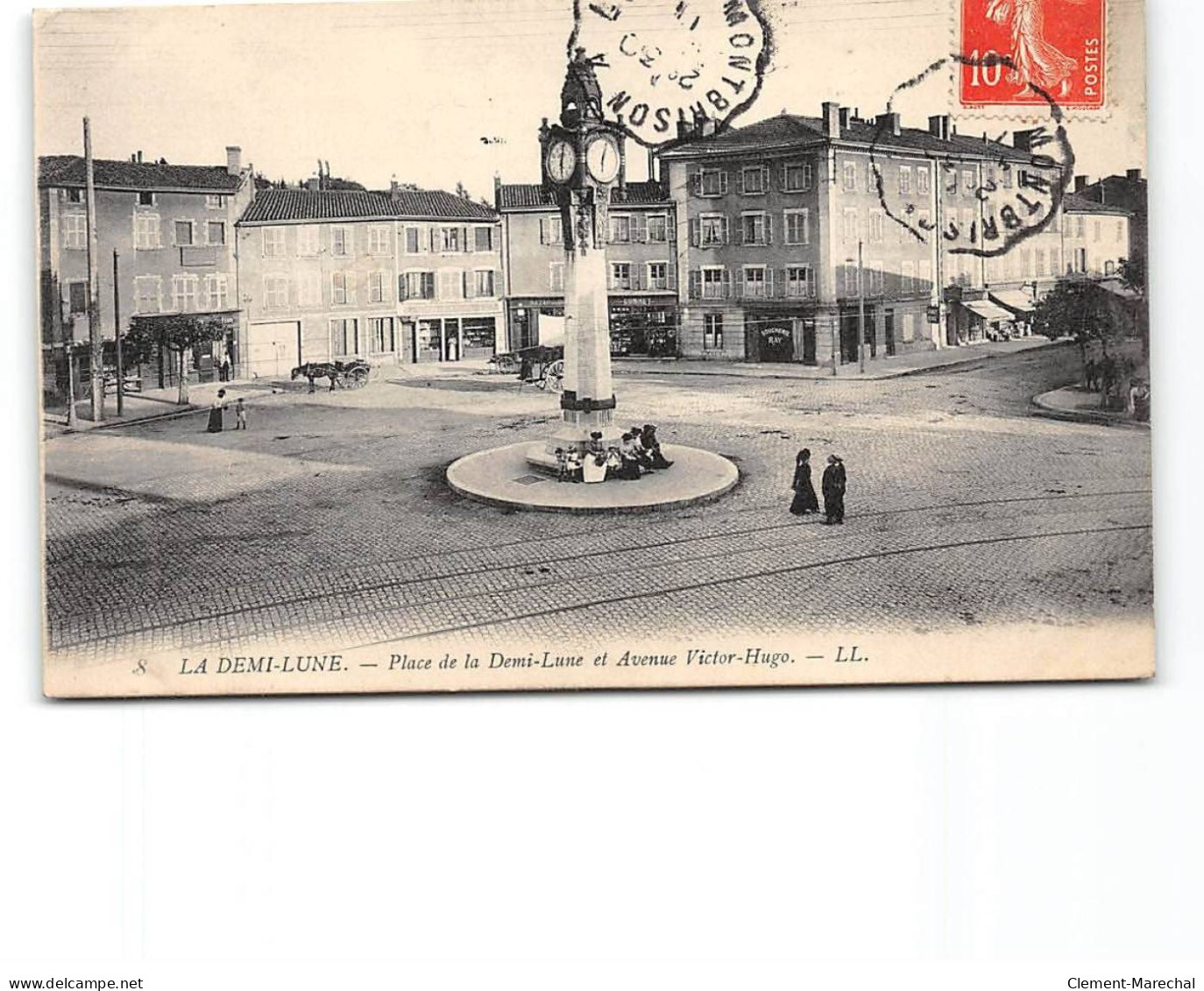 LA DEMI LUNE - Place De La Demi Lune Et Avenue Victor Hugo - Très Bon état - Autres & Non Classés