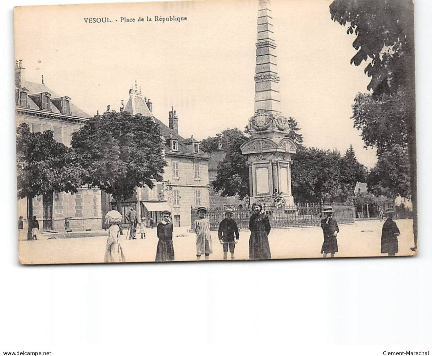 VESOUL - Place De La République - Très Bon état - Vesoul