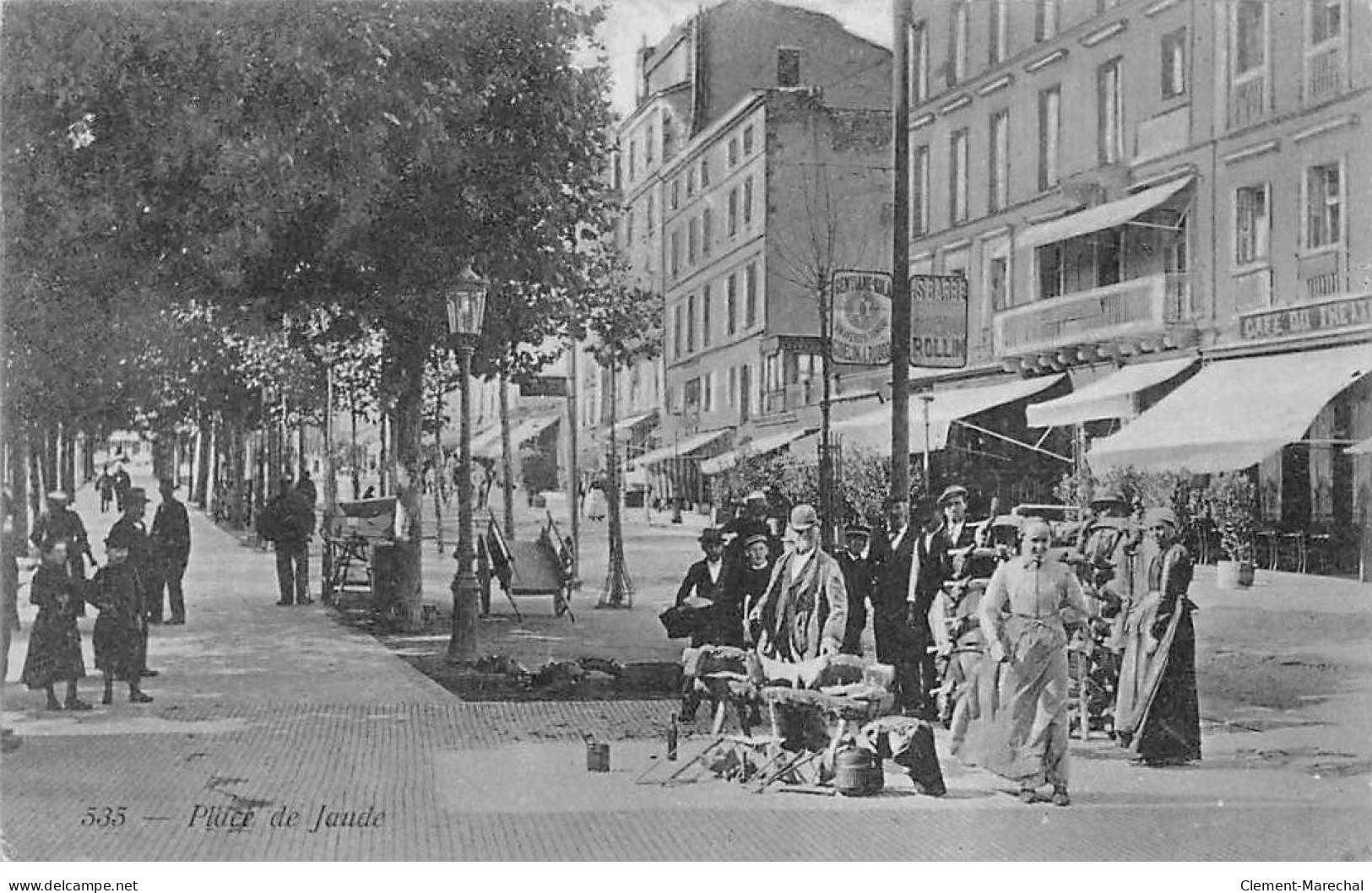 CLERMONT FERRAND - Place De Jaude - Très Bon état - Clermont Ferrand