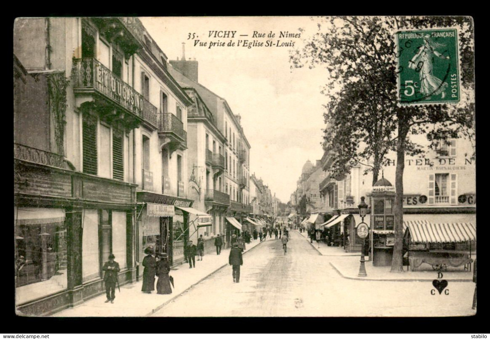 03 - VICHY - RUE DE NIMES - Vichy