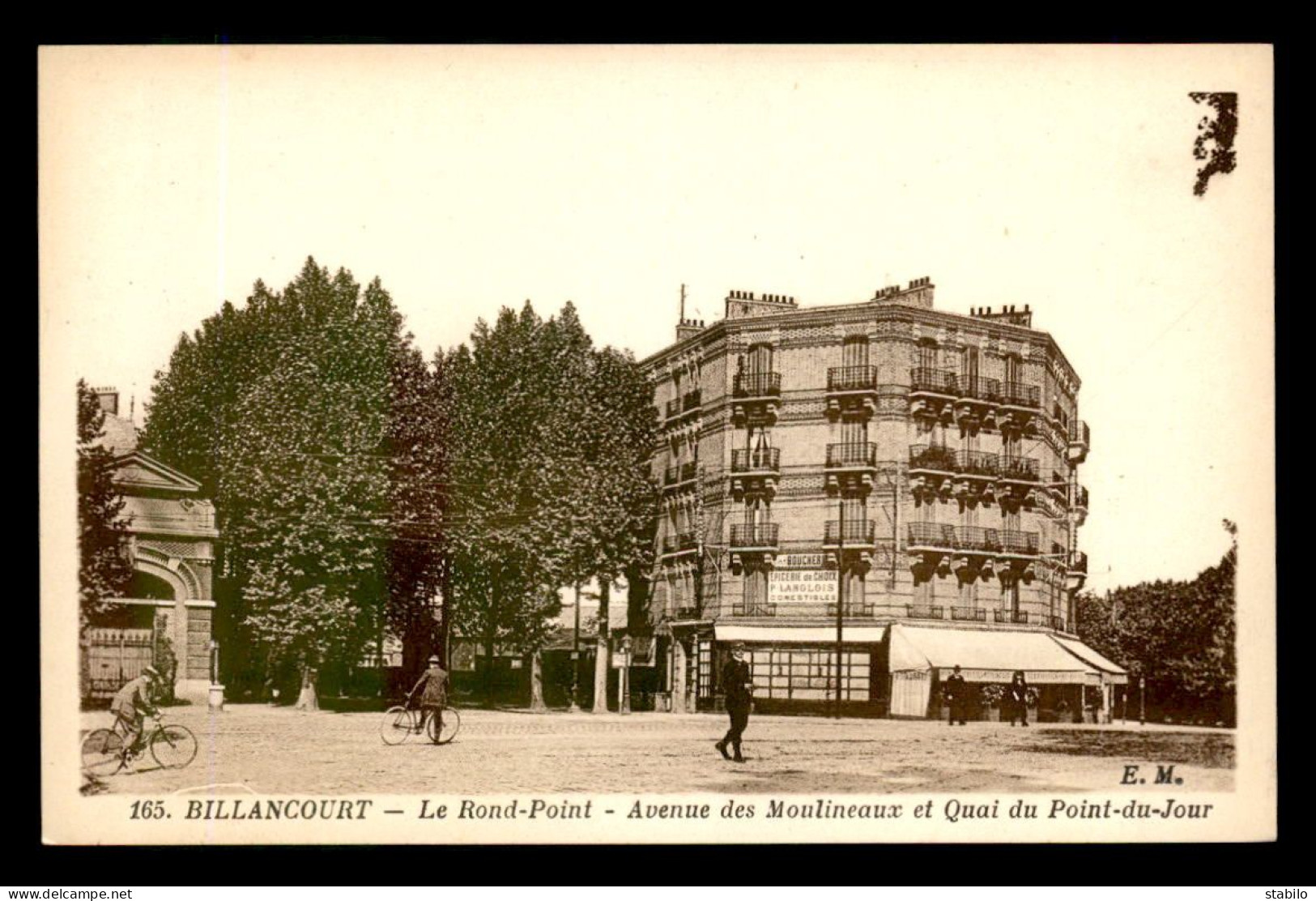 92 - BOULOGNE-BILLANCOURT - LE ROND-POINT - AVENUE DES MOULINEAUX ET QUAI DU POINT DU JOUR - Boulogne Billancourt