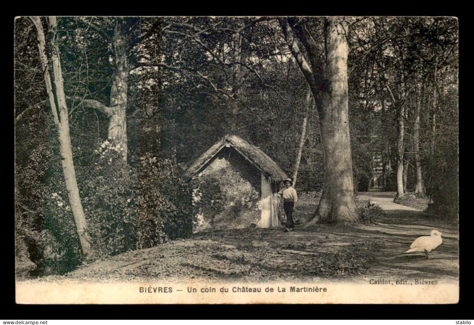 91 - BIEVRES - UN COIN DU CHATEAU DE LA MARTINIERE - Bievres