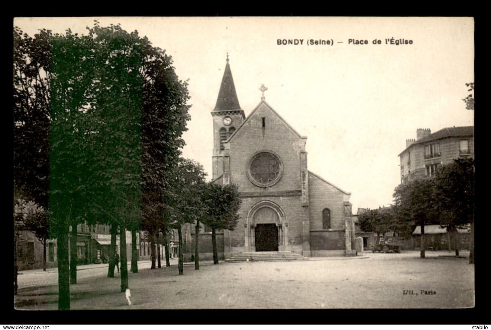 93 - BONDY - PLACE DE L'EGLISE - Bondy