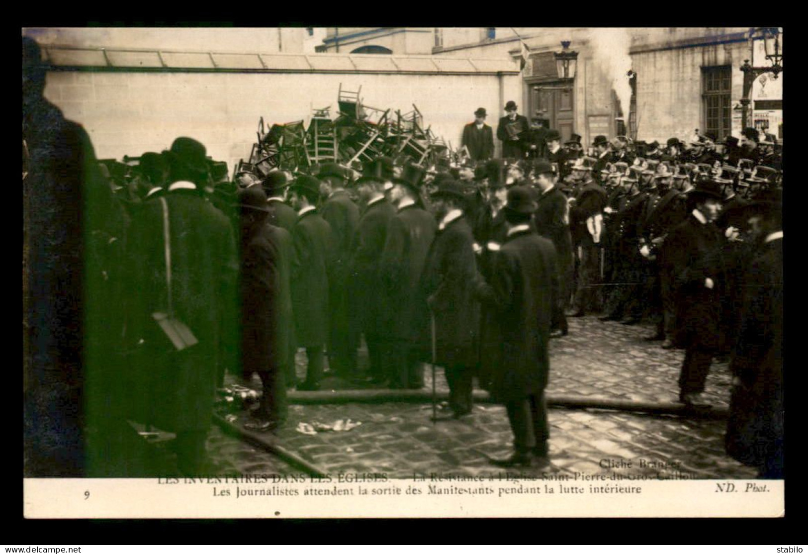 75 - PARIS - LES INVENTAIRES DANS LES EGLISES - LA RESISTANCE A L'EGLISE ST-PIERRE-DU-GROS-CAILLOU - Eglises