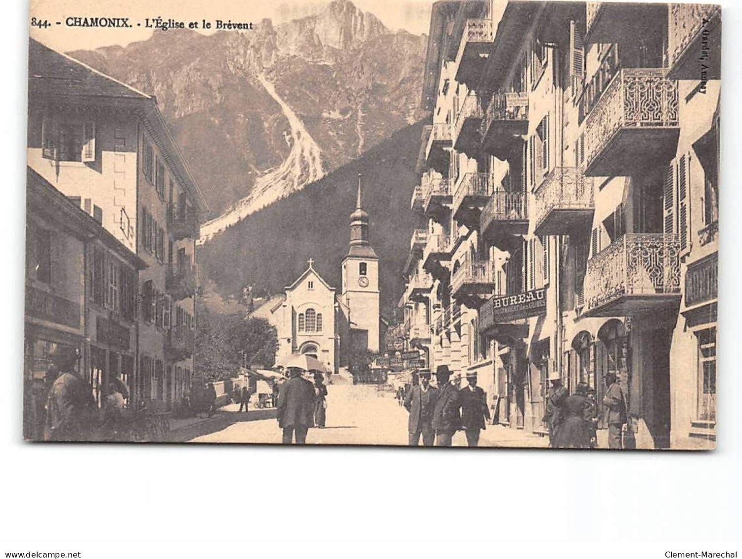 CHAMONIX - L'Eglise Et Le Brévent - Très Bon état - Chamonix-Mont-Blanc