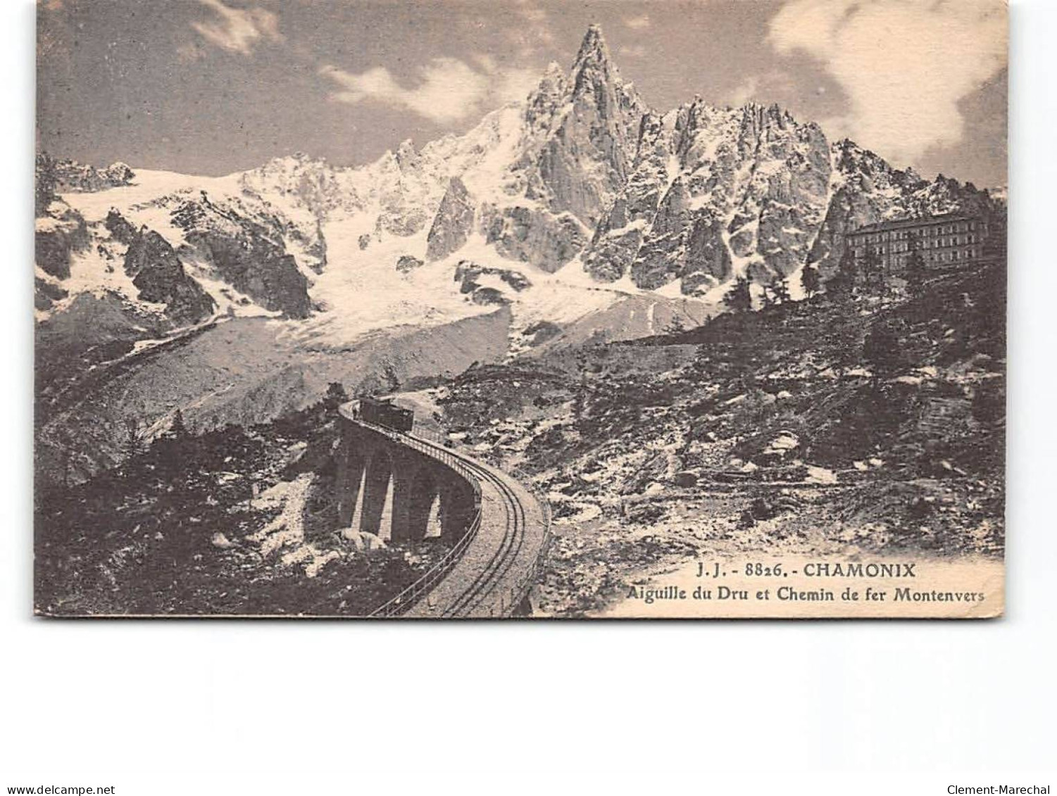 CHAMONIX - Aiguille Du Dru Et Chemin De Fer Montenvers - état - Chamonix-Mont-Blanc