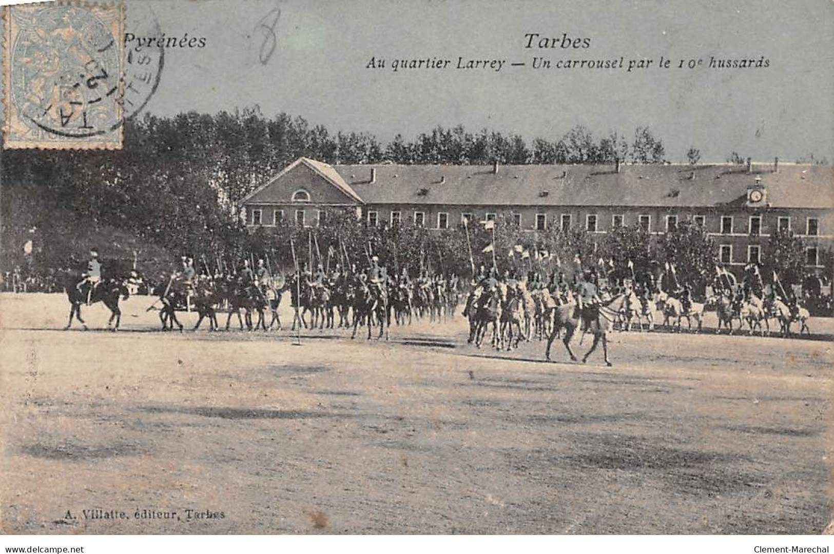 TARBES - Au Quartier Larrey - Un Carrousel Par Le 10e Hussards - état - Tarbes