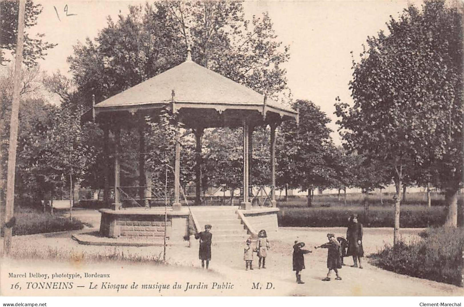 TONNEINS - Le Kiosque De Musique Du Jardin Public - Très Bon état - Tonneins