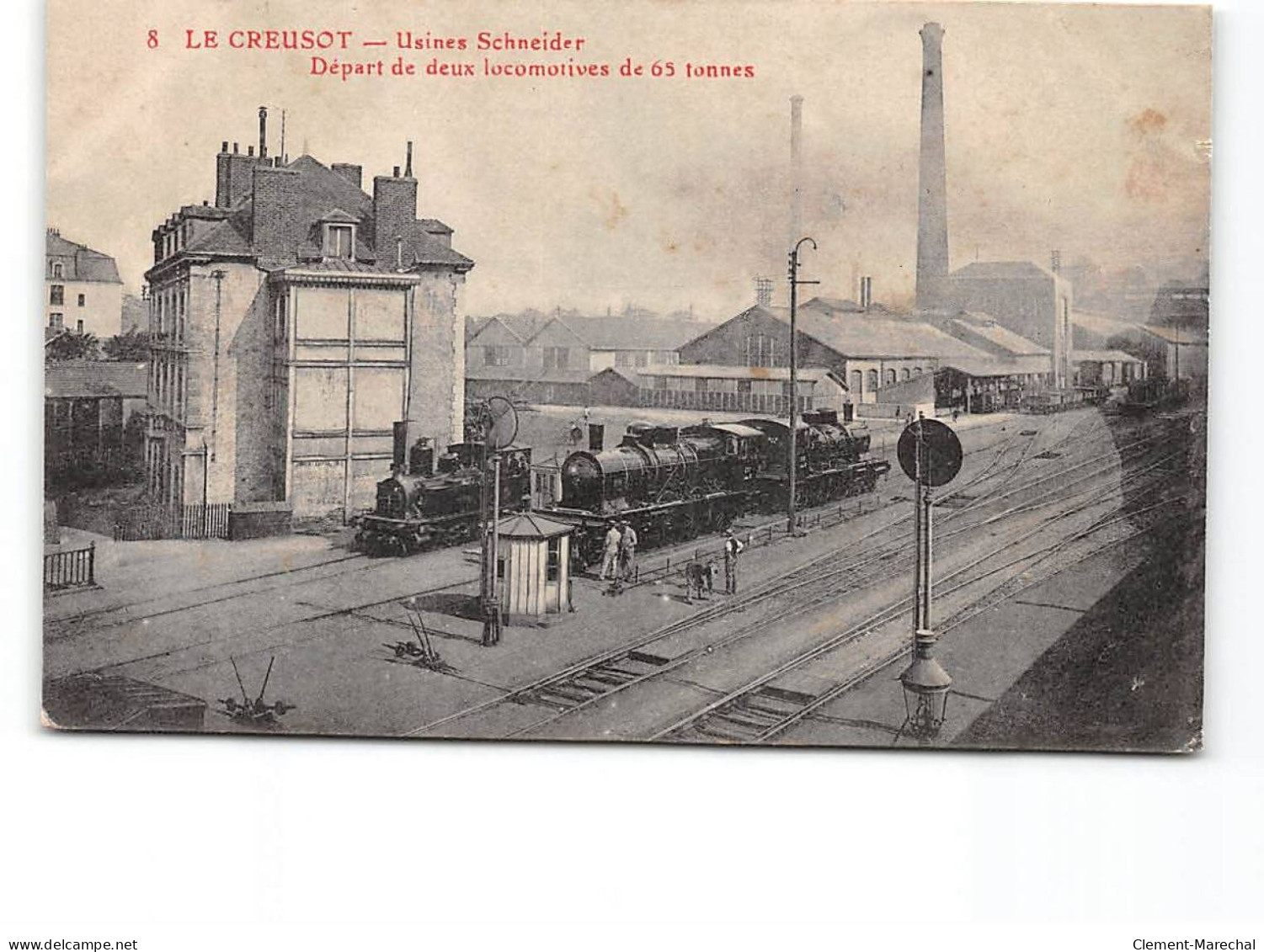 LE CREUSOT - Usines Schneider - Départ De Deux Locomotives - Très Bon état - Le Creusot