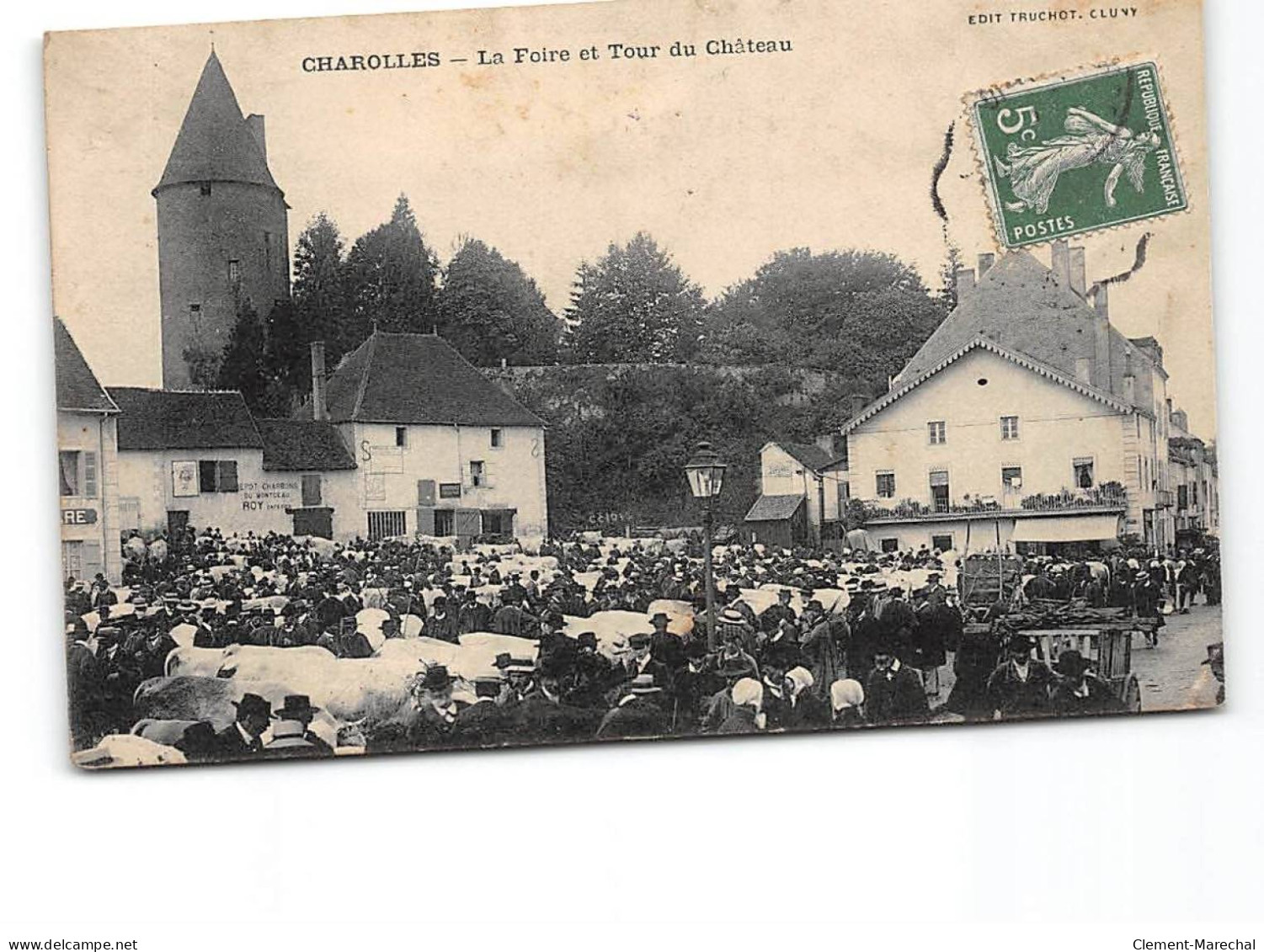 CHAROLLES - La Foire Et Tour Du Château - Très Bon état - Charolles