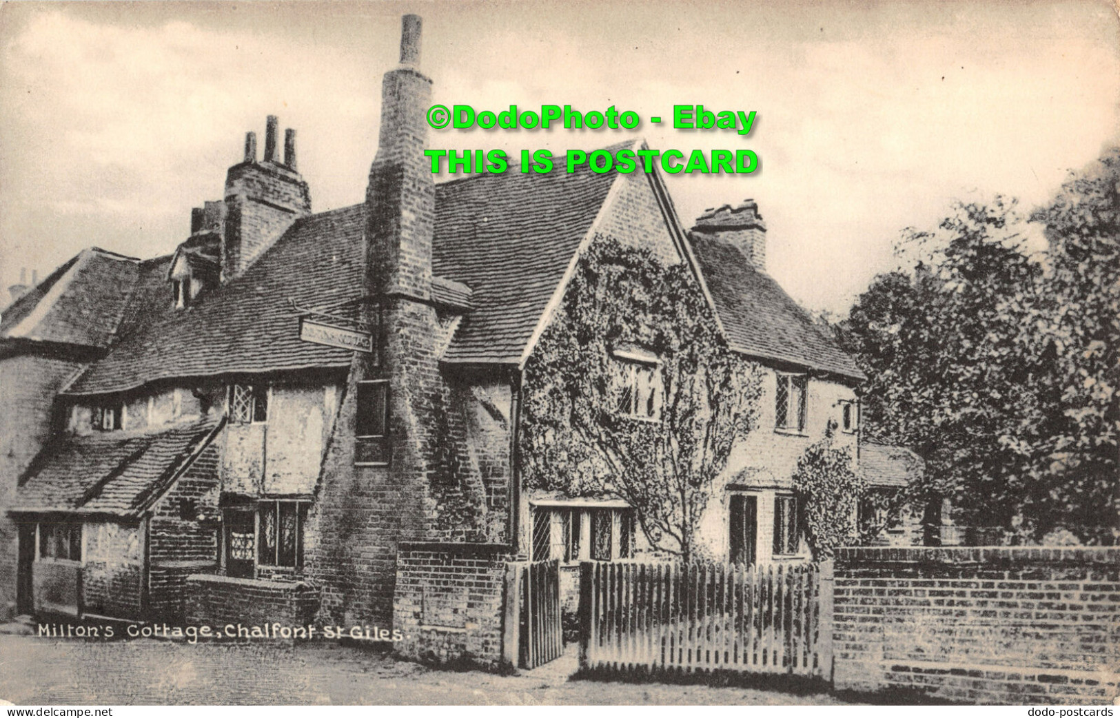 R453737 Miltons Cottage Chalfont St. Giles. Post Card - Mundo