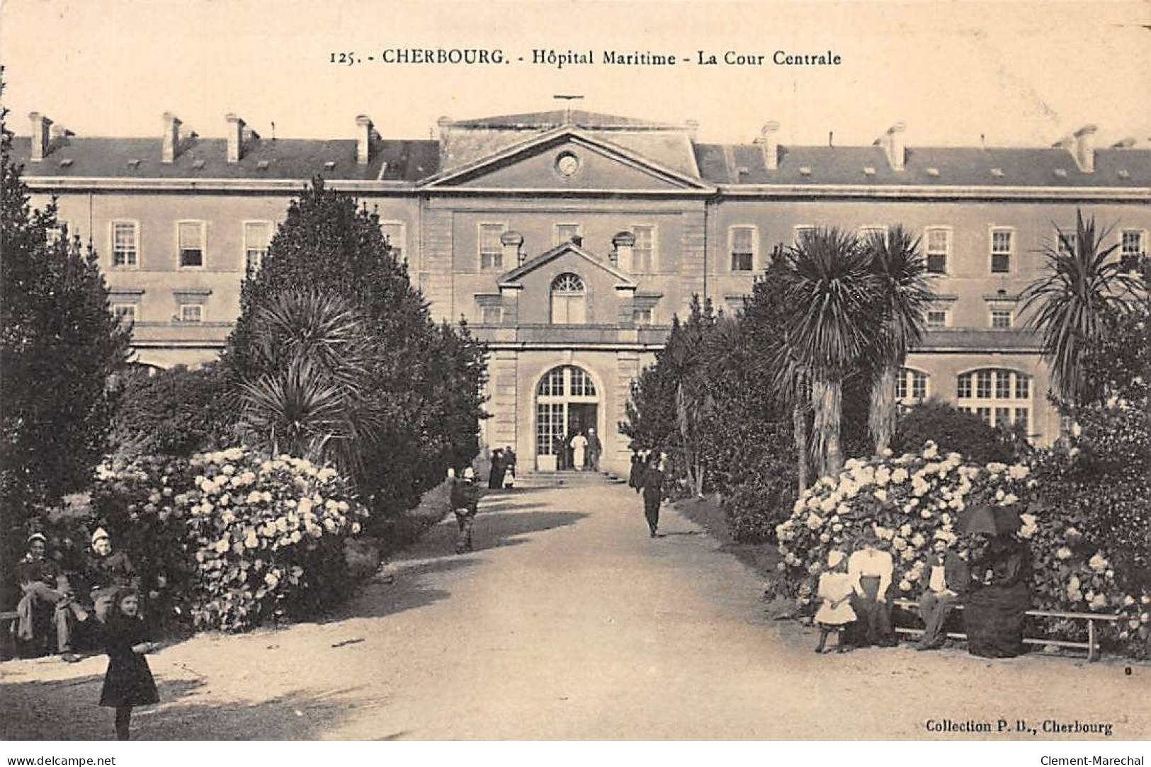 CHERBOURG - Hôpital Maritime - La Cour Centrale - Très Bon état - Cherbourg