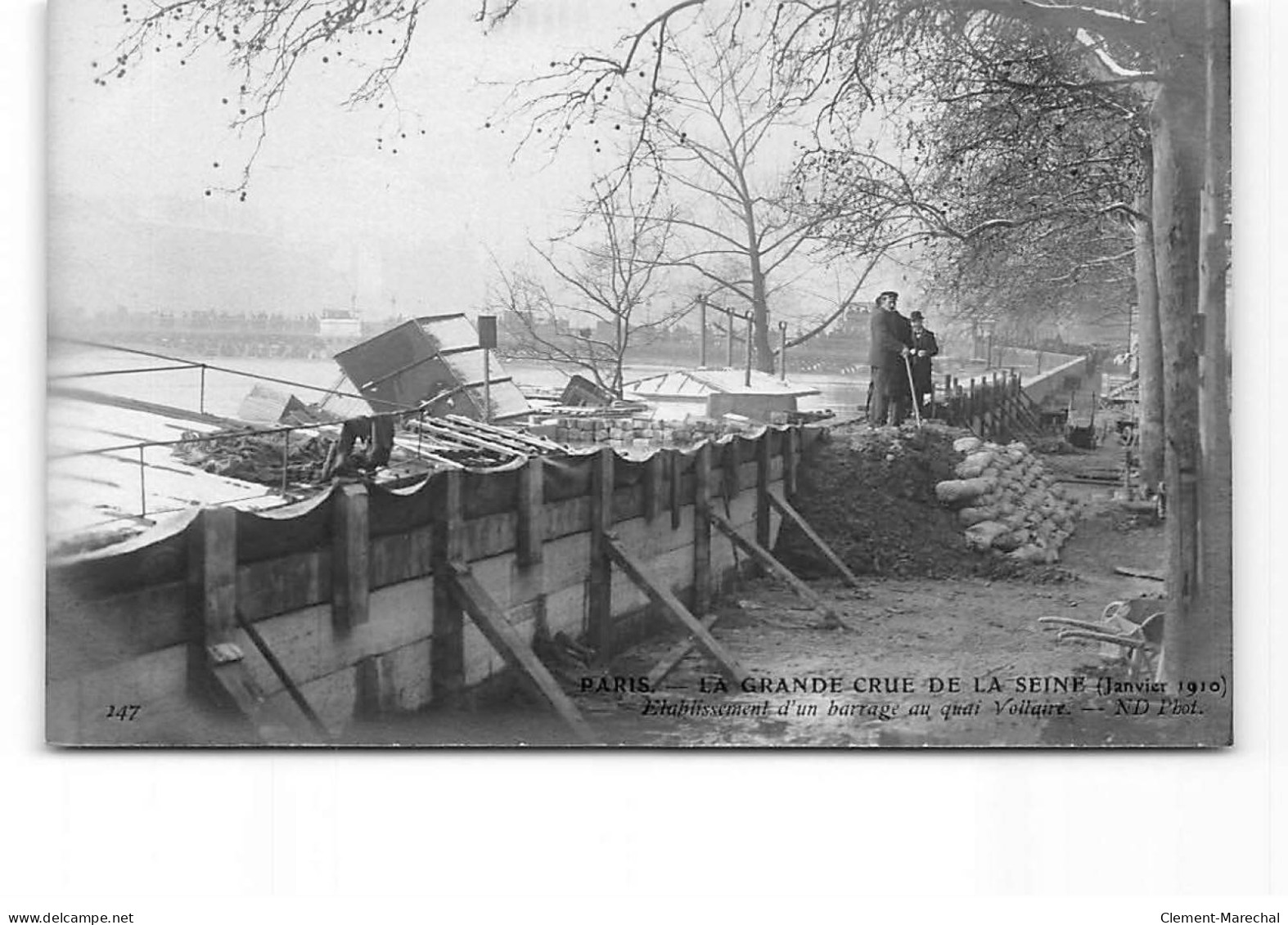 PARIS - La Grande Crue De La Seine - Janvier 1910 - Etablissement D'un Barrage Au Quai Voltaire - Très Bon état - Inondations De 1910