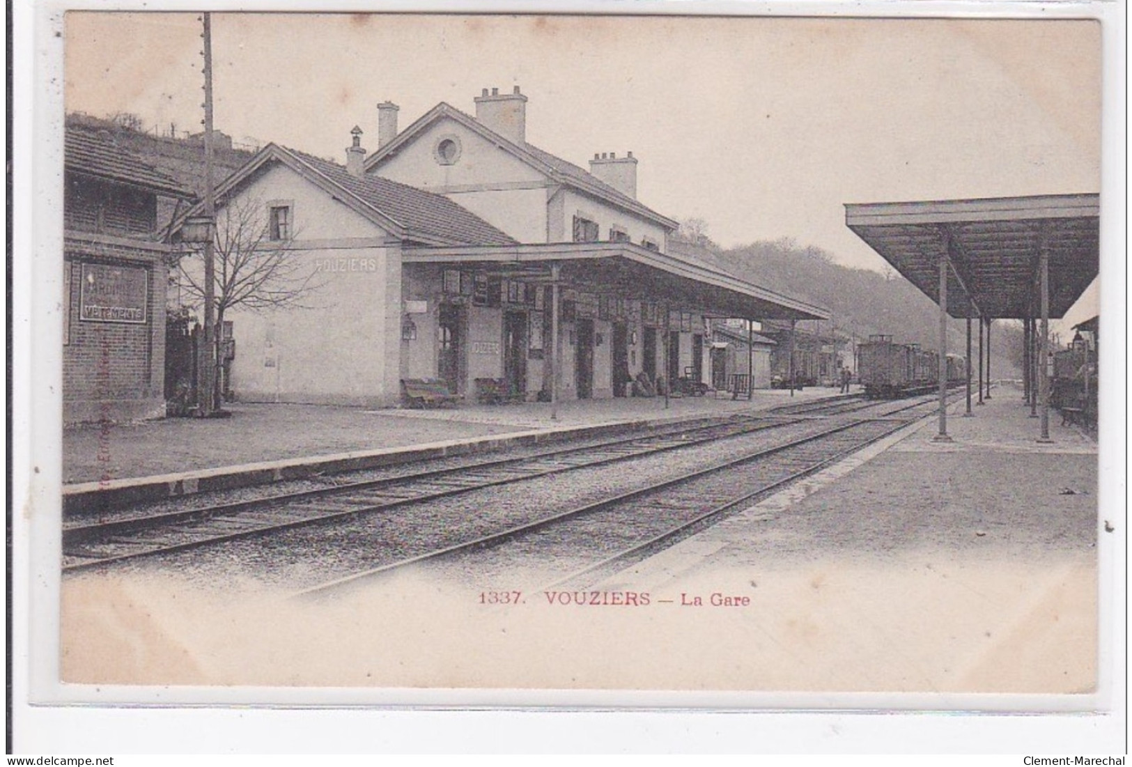 VOUZIERS : La Gare - Tres Bon Etat - Vouziers