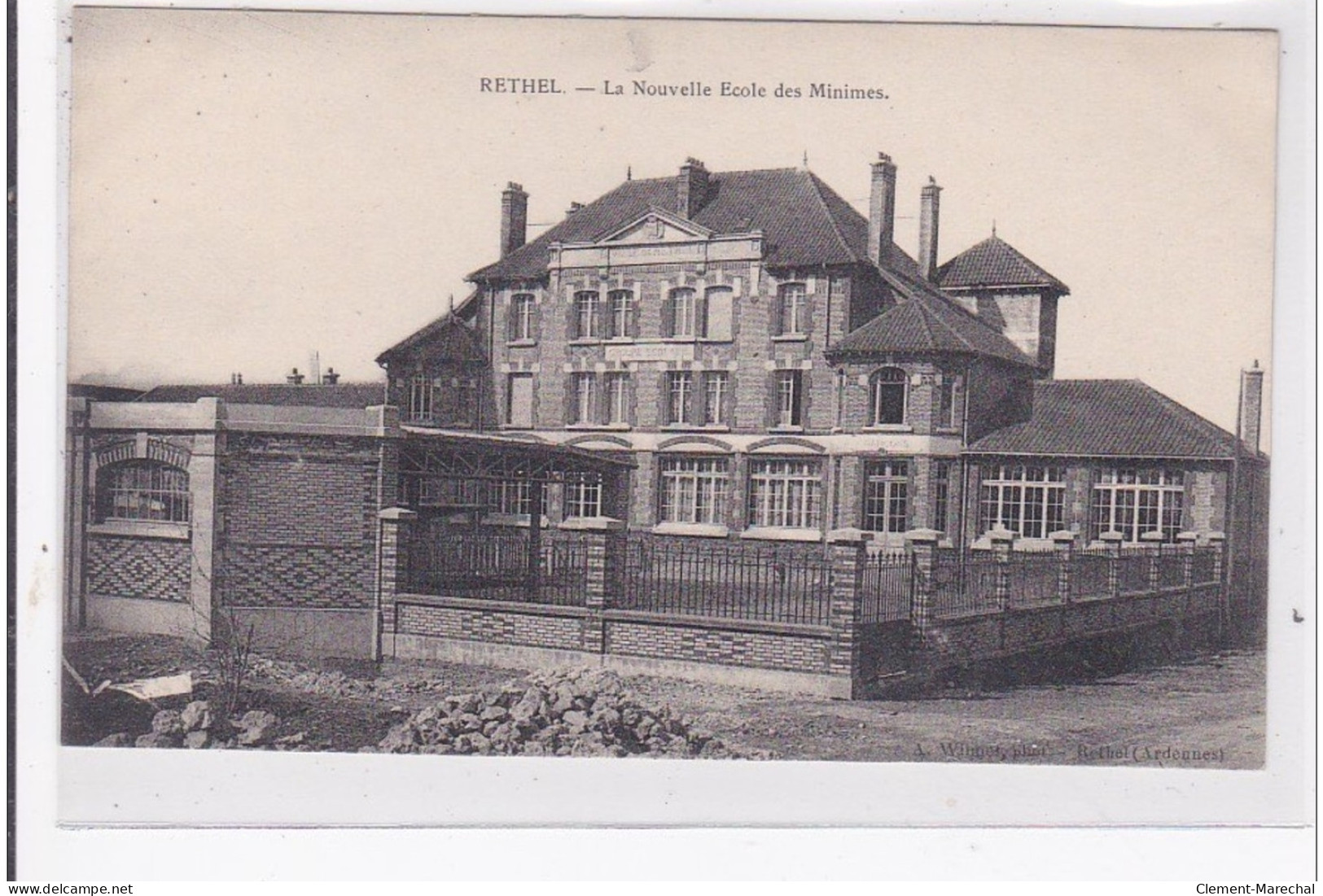 RETHEL : La Nouvelle Ecole Des Minimes - Tres Bon Etat - Rethel