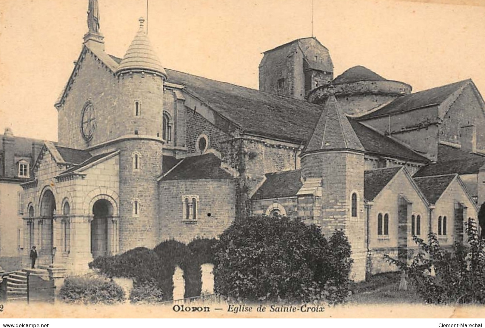 ORLONS-Ste-MARIE : Eglise De Ste-croix - Tres Bon Etat - Oloron Sainte Marie