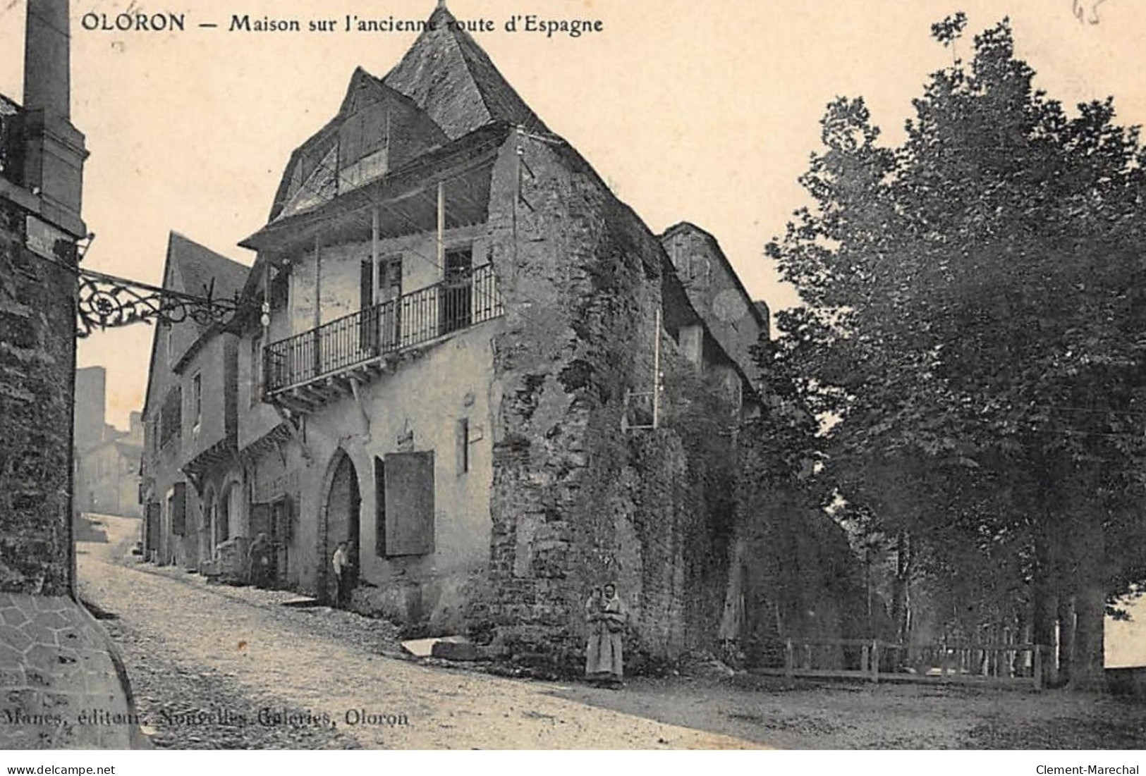 ORLONS-Ste-MARIE : Maison Sur L'ancienne Route D'espagne - Tres Bon Etat - Oloron Sainte Marie