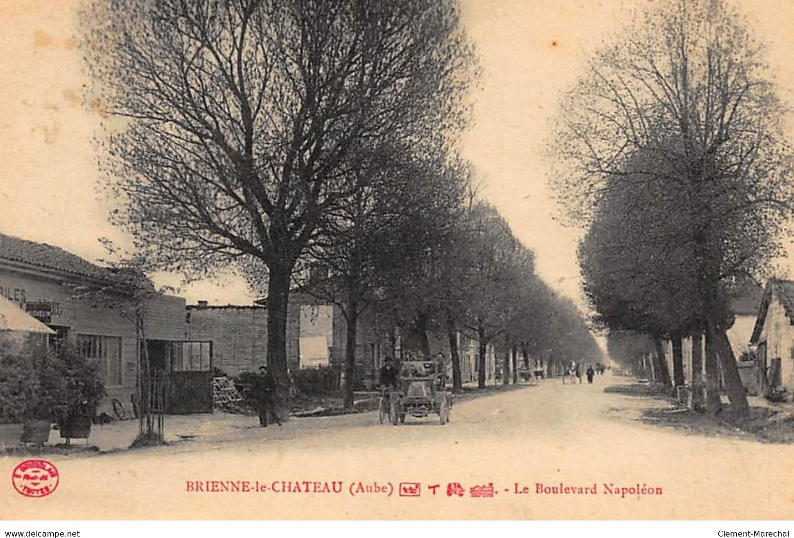 BRIENNE-le-CHATEU : Le Boulevard Napoleon - Tres Bon Etat - Sonstige & Ohne Zuordnung