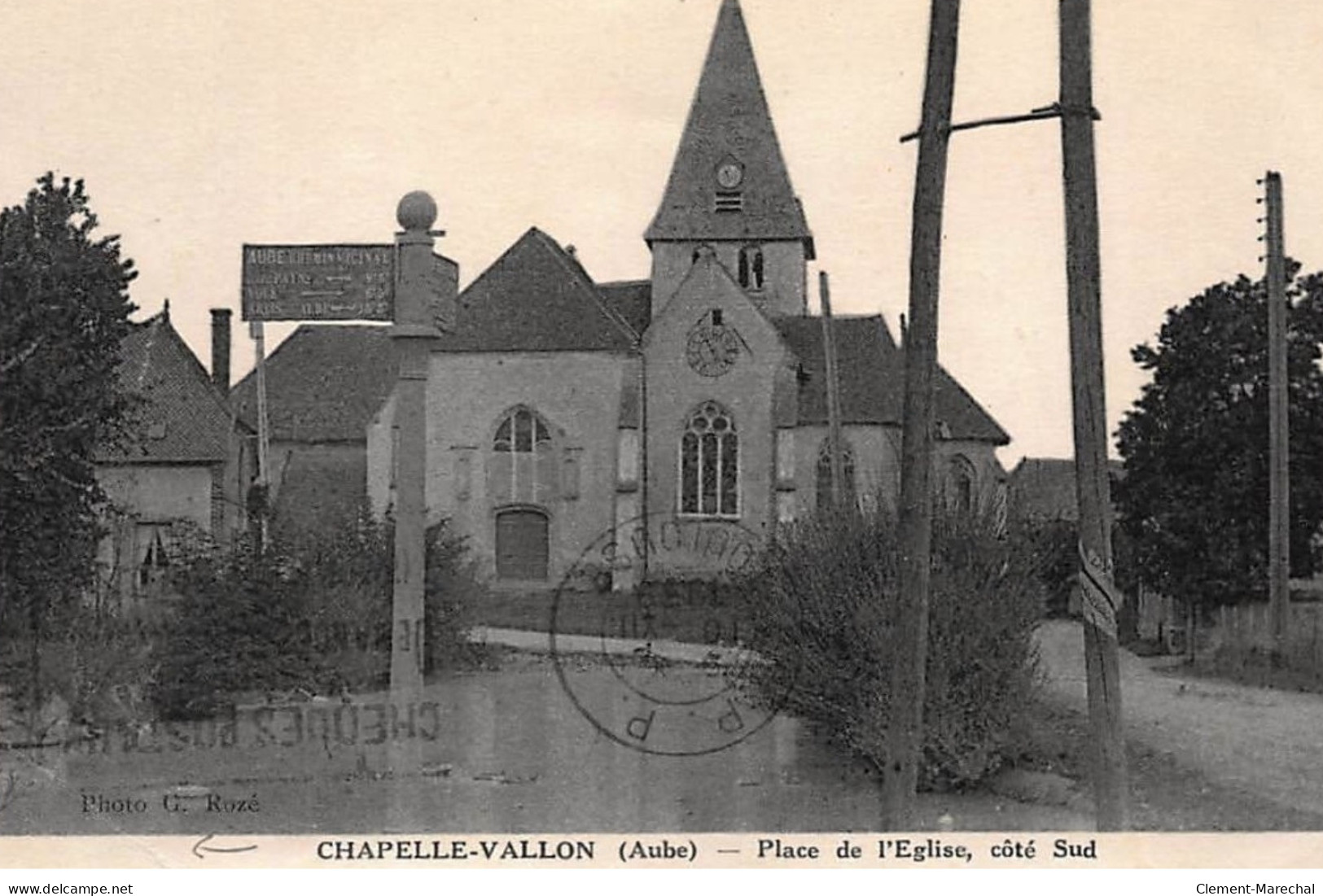 CHAPELLE-VALLON : Place De L'eglise, Cote Sud - Etat - Sonstige & Ohne Zuordnung